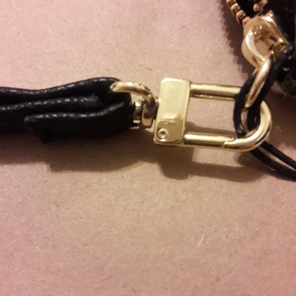 NWT STEVE MADDEN WRISTLET WALLET CASE ORGANIZER - Picture 7 of 9